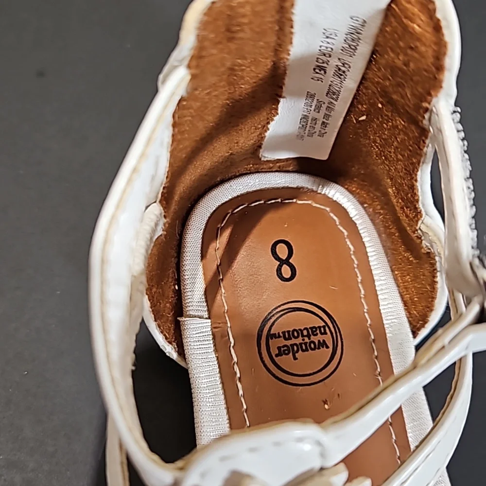 Girls White Flower Flat Sandals - Picture 11 of 12